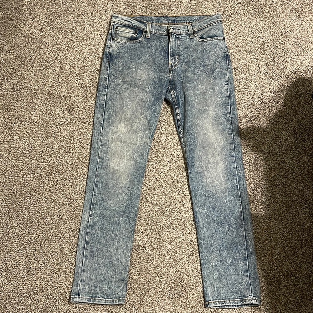 Levi jeans 32x32